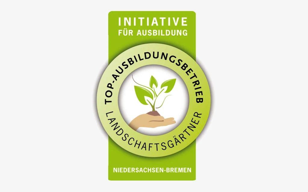 Logo mit Hand, die Pflanze hält, umgeben von Text: „Top-Ausbildungsbetrieb Landschaftsgärtner“.