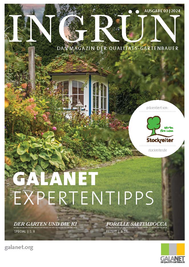Magazin-Cover "INGRÜN" 03/2024: Gartenpavillon umgeben von üppiger Vegetation und bunten Blumen.